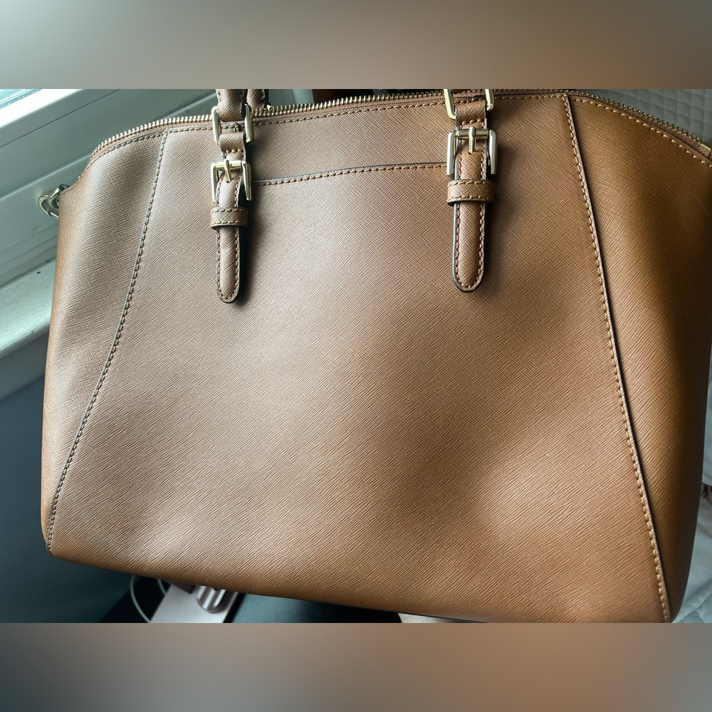 Handbag - Picture 5 of 6